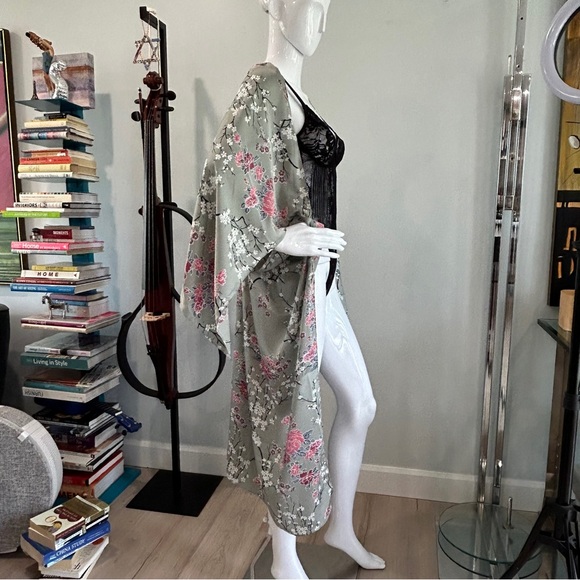 NWT Kimono Style Duster - Picture 3 of 12